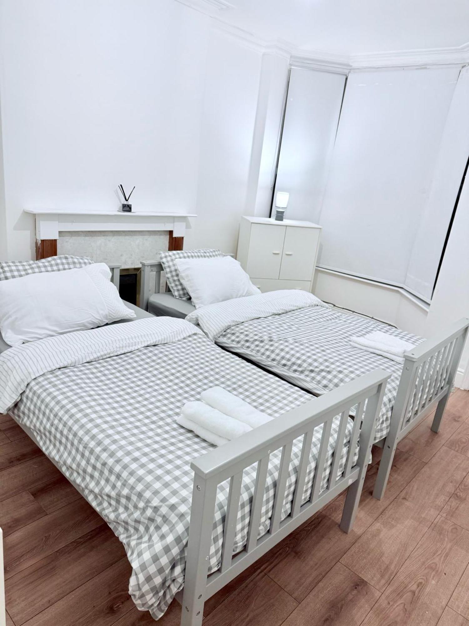 3 Bedroom Terraced Home Nottingham Eksteriør bilde